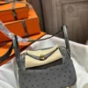 Canada Toronto Hermes Ostrich Leather Mini Lindy 20CM 88 Graphite Gold Hardwre