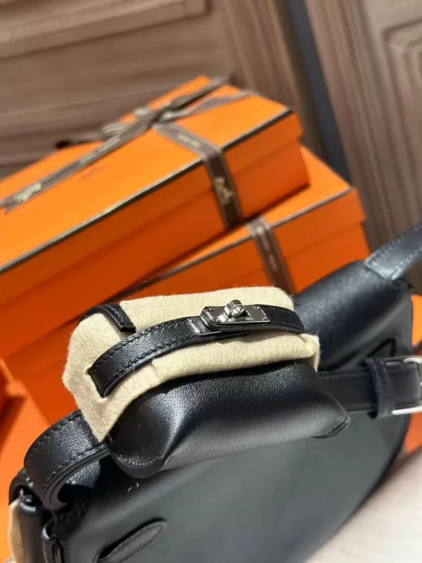 Handmade Hermes 89 Noir Swift Leather Kelly Moove Waist Bag Silver Hardware