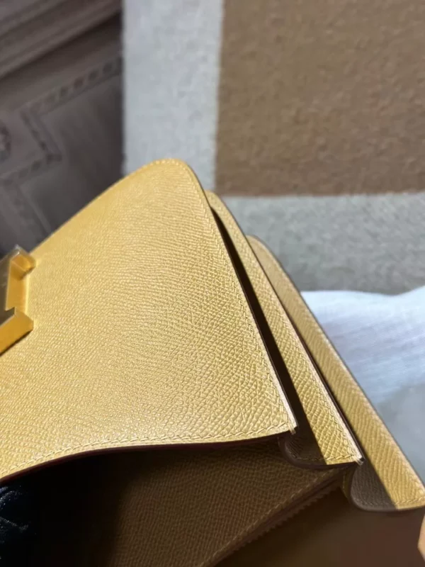 Fashion 4B Biscuit Constance 24CM Epsom Leather Gold Hardware