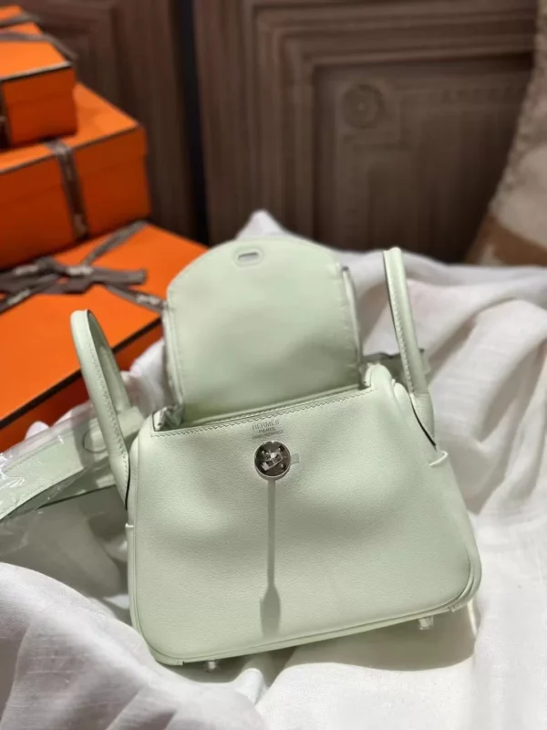 New 0S Vert Fizz Swift Leather Mini Lindy 20CM Silver Hardware
