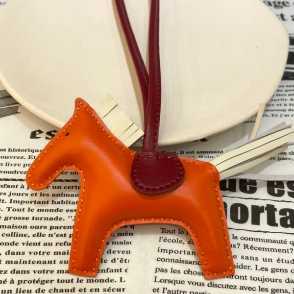 Full Handmade 187 Factory Rodeo Bag Charms 191 Feu Orange / Craie Lambskin