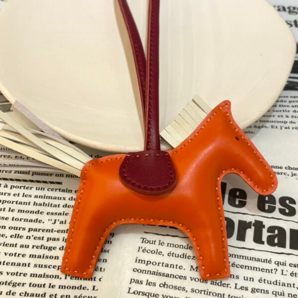 Full Handmade 187 Factory Rodeo Bag Charms 191 Feu Orange / Craie Lambskin