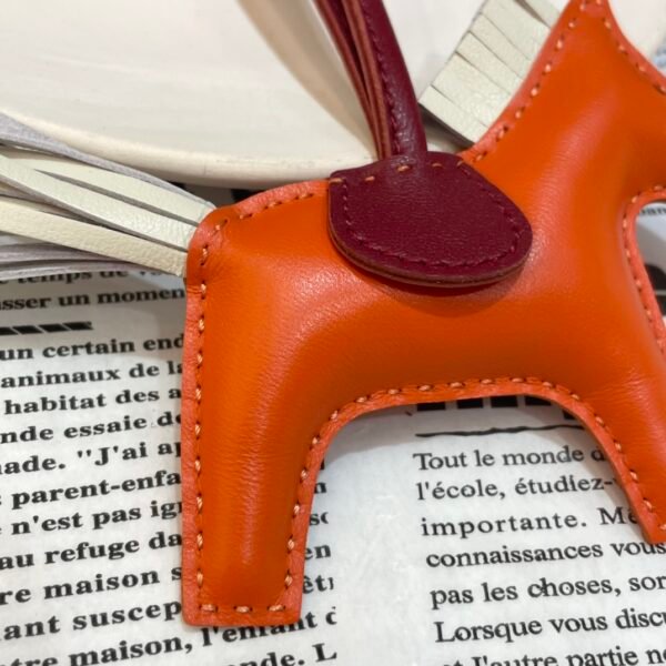 Full Handmade 187 Factory Rodeo Bag Charms 191 Feu Orange / Craie Lambskin