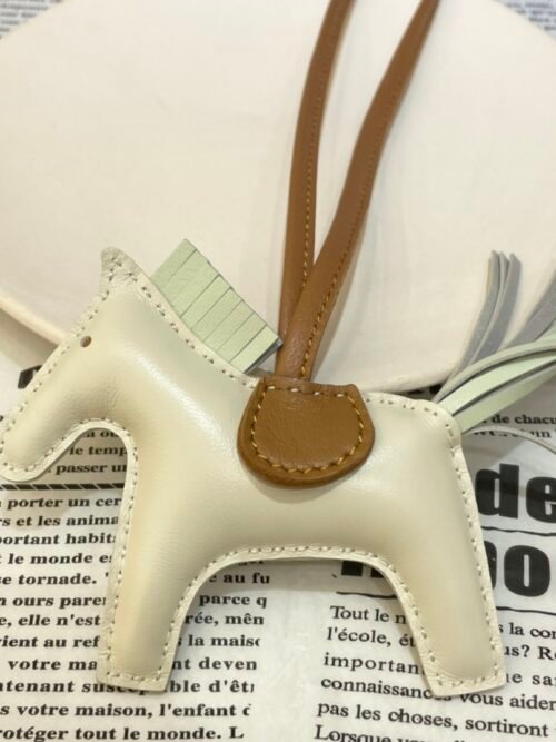 187 Factory Rodeo Bag Charms Pictures Lambskin Craie / Vert Fizz