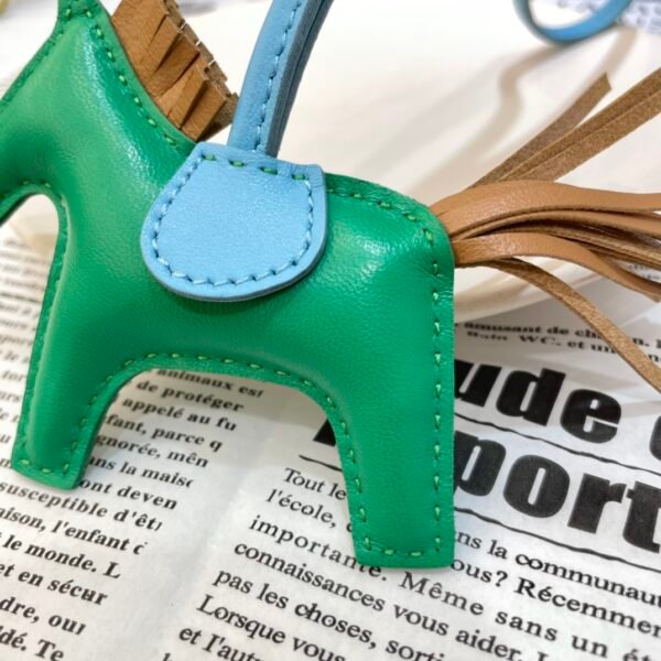 Russia Moscow 187 Factory Rodeo Charm Lambskin Menthe / Sesame