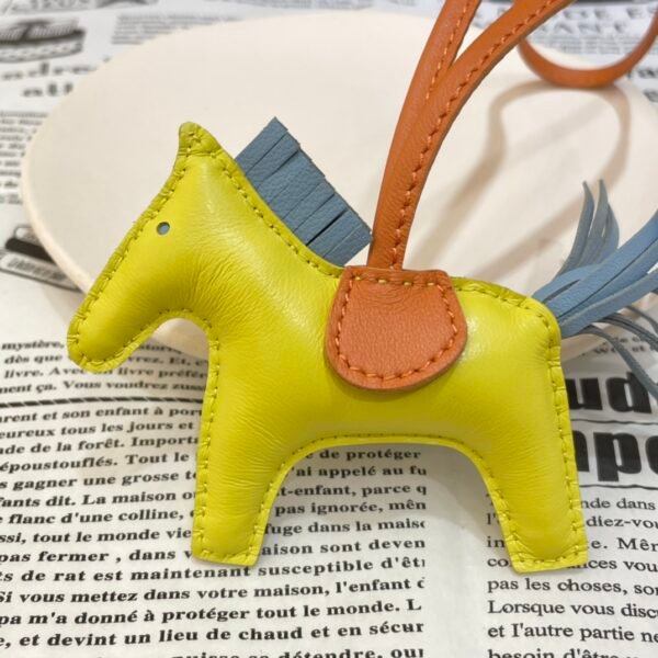 Canada Toronto 187 Factory Rodeo Charms Lambskin Lime / Blue Atoll
