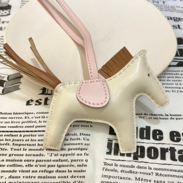 Singapore Kuala Lumpur 187 Factory Rodeo Bag Charm Lambskin Craie/ Sesame B No.151