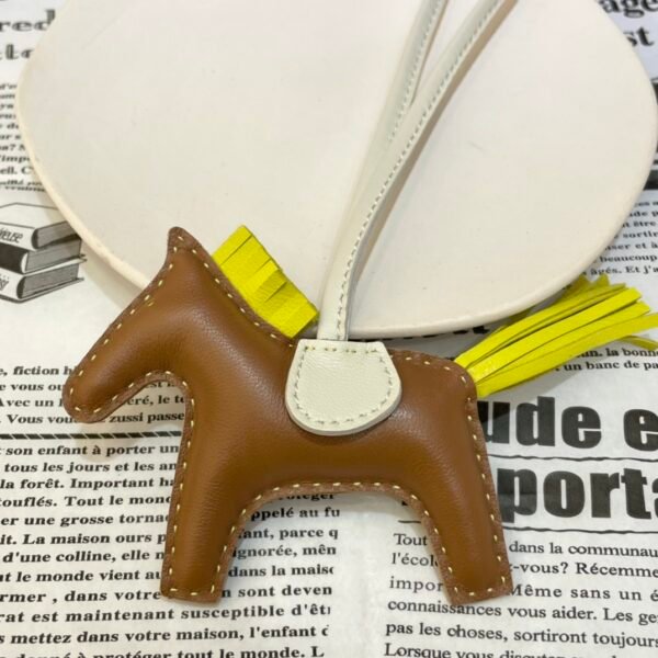 187 Factory Rodeo Bag Charm Pictures No.143 Gold / Lime Lambskin