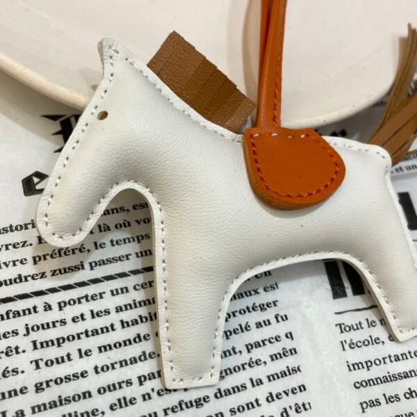 187 Factory Rodeo Charms Images Blanc / Sesame Lambskin No.129