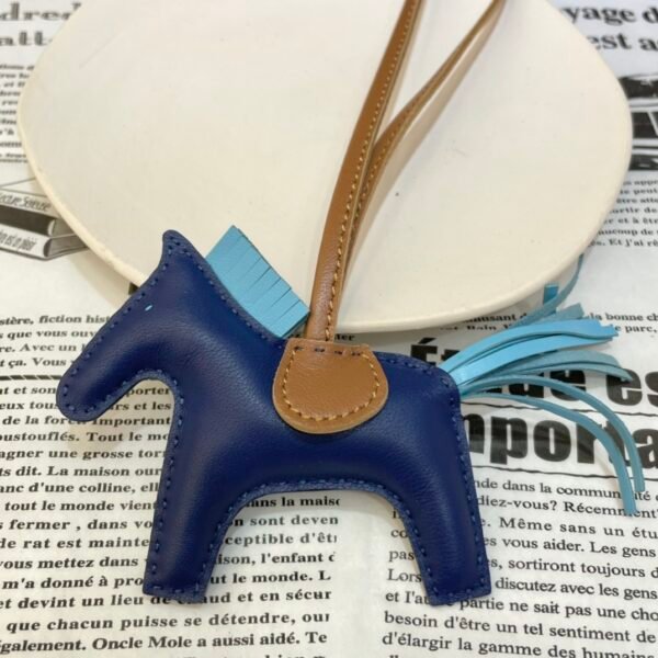 Kuwait 187 Factory Rodeo Bag Charms Lambskin Blue Presse / Blue Atoll No.87