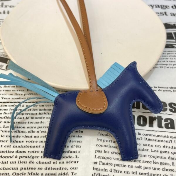 Kuwait 187 Factory Rodeo Bag Charms Lambskin Blue Presse / Blue Atoll No.87