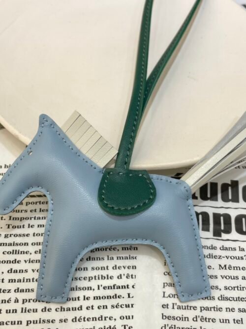 187 Factory Rodeo Charms Images No.83 Blue Lin / Craie Lambskin
