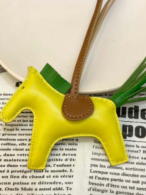 Korea Seoul 187 Factory Rodeo Charms Lambskin Lime / Vert Bambou No.54
