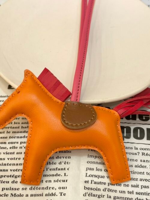 187 Factory Rodeo Bag Charms Lambskin Abricot / Rouge Casaque No.44