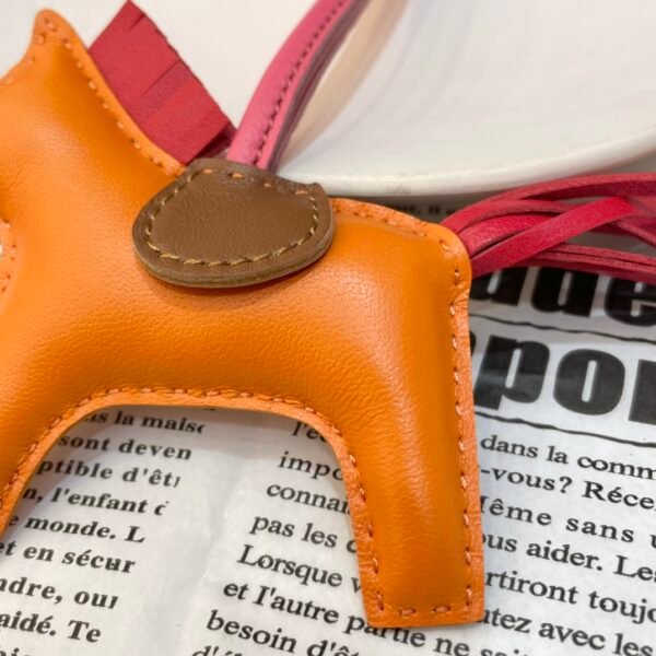 187 Factory Rodeo Bag Charms Lambskin Abricot / Rouge Casaque No.44