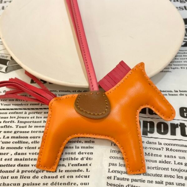 187 Factory Rodeo Bag Charms Lambskin Abricot / Rouge Casaque No.44