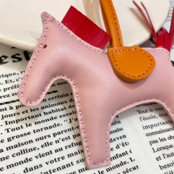 Australia Sydney 187 Factory Rose Sakura / Rouge Casaque Lambskin Rodeo Charms No.9