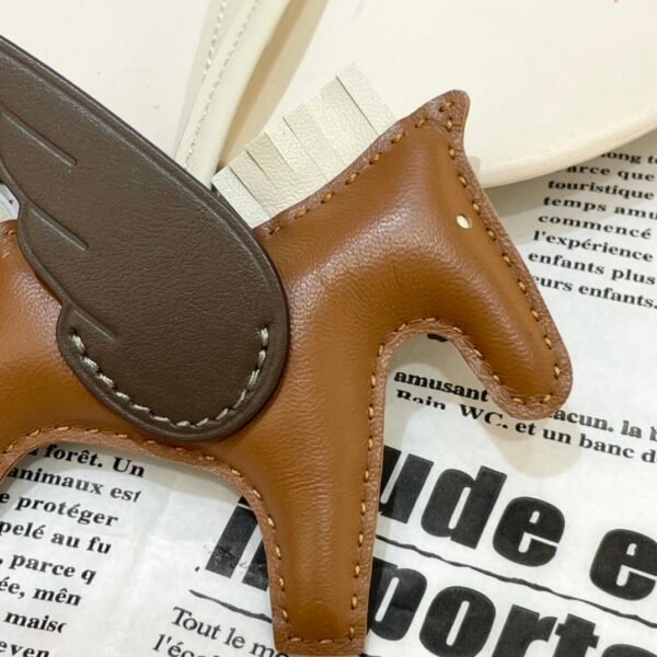 Hong Kong 187 Factory Rodeo Pegase Charm Lambskin Gold / Chocolate