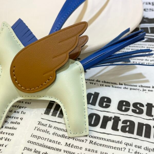 Australia Sydney 187 Factory Rodeo Pegase Charm Lambskin Vert Fizz / Gold
