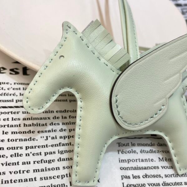 187 Factory Rodeo Pegase Charm Images No.53 Lambskin Vert Fizz 