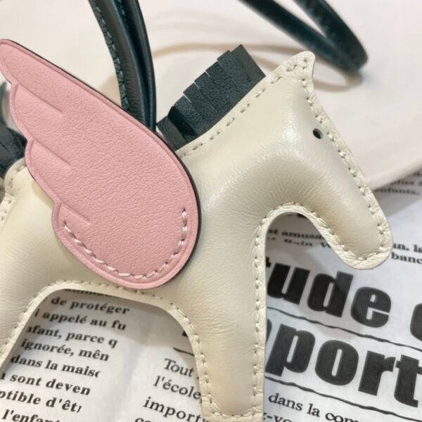 187 Factory Rodeo Pegase Charm Images Lambskin Craie / Rose Sakura No.39