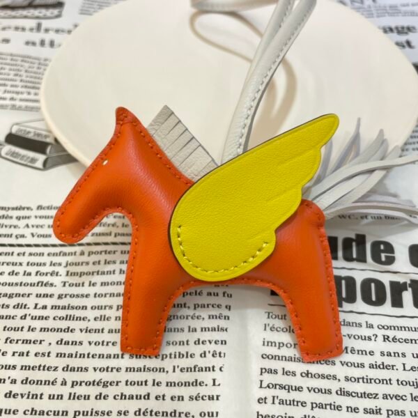 187 Factory Rodeo Pegase Charm Price Lambskin Feu Orange / Lime No.33
