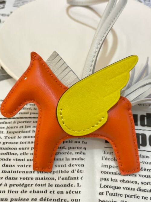 187 Factory Rodeo Pegase Charm Price Lambskin Feu Orange / Lime No.33