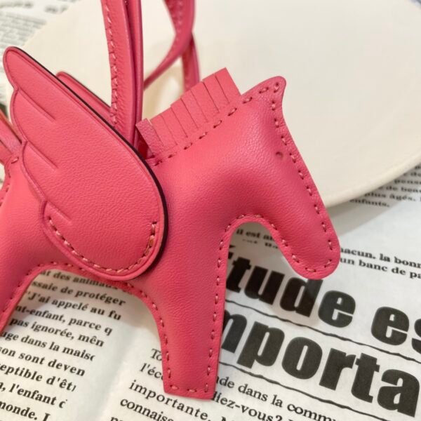 Australia Sydney 187 Factory Rodeo Pegase Charm No.32 Lambskin Rose Confetti