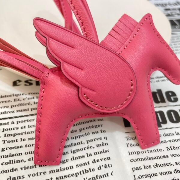 Australia Sydney 187 Factory Rodeo Pegase Charm No.32 Lambskin Rose Confetti