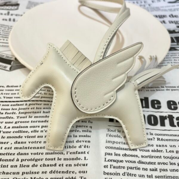 Full Handmade 187 Factory Craie Lambskin No.30 Rodeo Pegase Charm