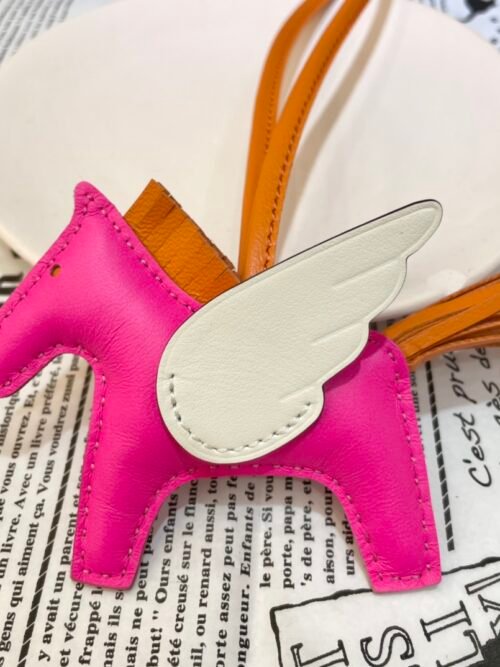 UAE Dubai 187 Factory Rodeo Pegase Charm Lambskin Rose Shocking / Nata No.9