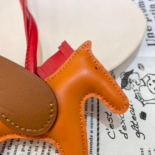 Qatar Doha 187 Factory Rodeo Pegase Charm Lambskin Orange / Gold No.6