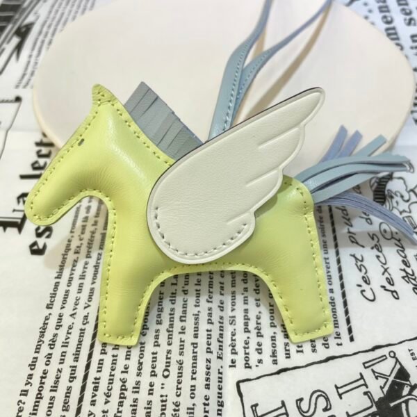 187 Factory Rodeo Pegase Charm Lambskin Jaune Bourgeon / Nata No.3