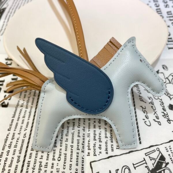 UK London 187 Factory Rodeo Pegase Charm No.2 Lambskin Blue Brume / Vert Bosphore
