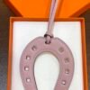 USA Washington 187 Factory Paddock Horseshoe Charm Swift Leather Rose Sakura