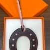 UAE Dubai 187 Factory Paddock Horseshoe Charm Swift Rose Sakura / Rouge H No.HS 858