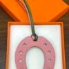 Australia Canberra 187 Factory Paddock Horseshoe Charm Swift Leather Pink / Vert Olive No.860