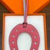 UAE Dubai 187 Factory Paddock Horseshoe Charm Rose Lipstick / Lilac Swift Leather No.861