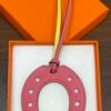 187 Factory Paddock Horseshoe Bag Charm Swift Leather Rose Lipstick / Lime No.863