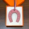 USA Washington 187 Factory Paddock Horseshoe Charm No.865 Pink / Blue Azteque Swift Leather