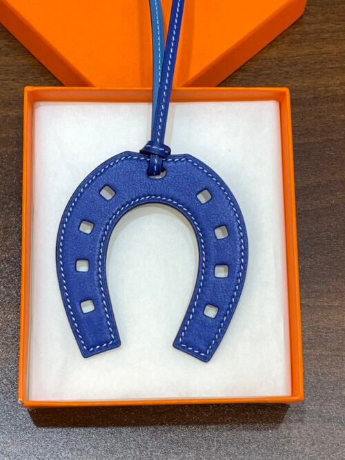 187 Factory Paddock Horseshoe Bag Charm No.888 Swift Leather Blue Azteque / Blue Electric