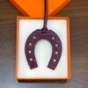UAE Dubai 187 Factory Paddock Horseshoe Charm No.893 Swift Leather Violet / Noir