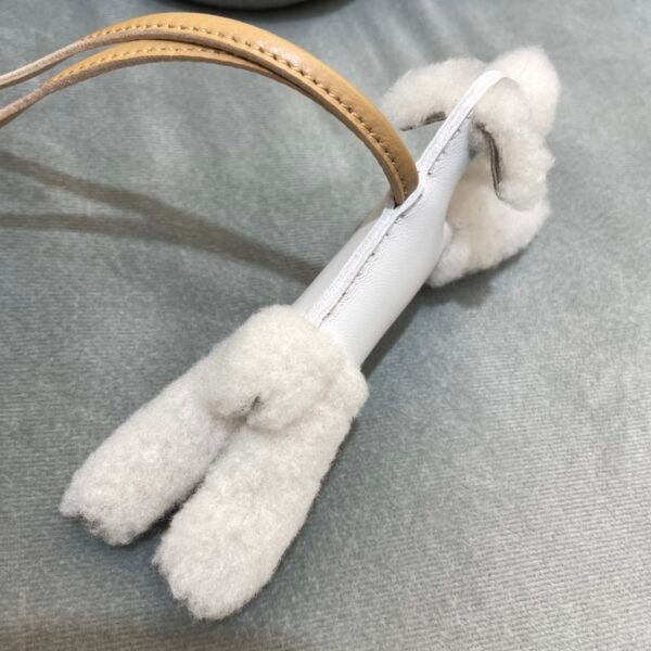 187 Factory Bag Charm Budy Charm Merino Wool & Milo Agneau No.1 Craie & Chai