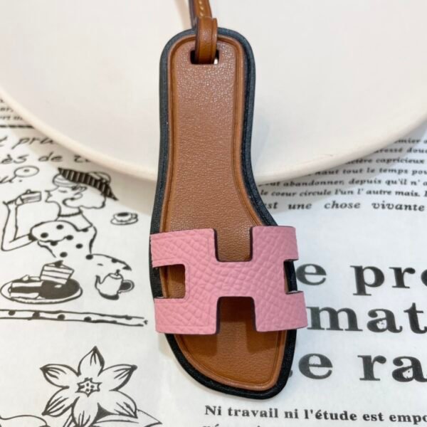 UK London 187 Factory Oran Nano Charm Rose Sakura Epsom & Swift Leather