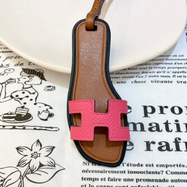 Handmade 187 Factory Oran Nano Charm Swift & Epsom Leather Rose Lipstick