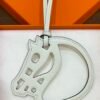 187 Factory Bag Charm Paddock Cheval Charm Craie Swift Leather