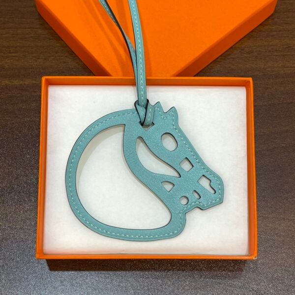 Canada Toronto 187 Factory Blue Atoll Swift Leather Paddock Cheval Charm
