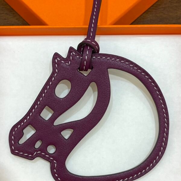 Taiwan 187 Factory Paddock Cheval Charm Swift Leather Violet