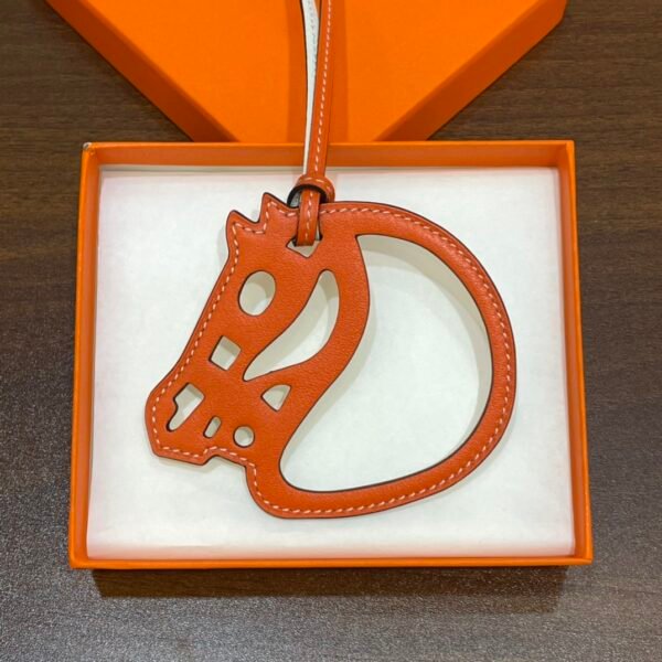 187 Factory Bag Charm Images Swift Leather Orange & Craie Paddock Cheval Charm