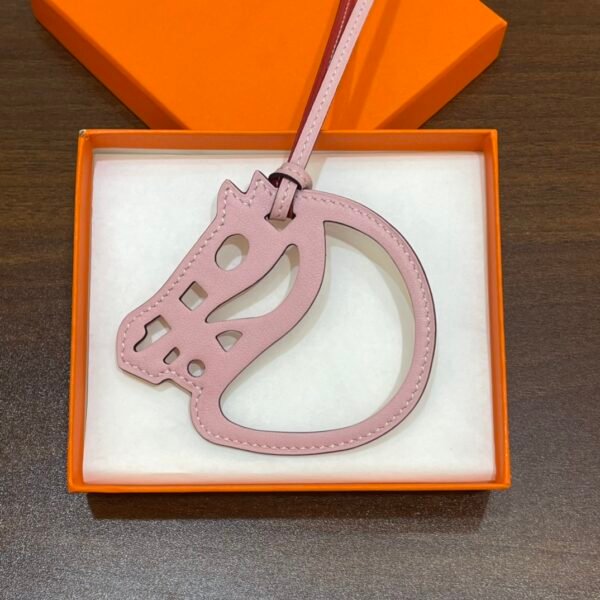 Hong Kong 187 Factory Paddock Cheval Charm Swift Leather Rose Sakura & Rouge Casaque